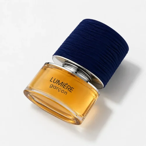 Fragrance World Lumiere Garcon — label_closeup
