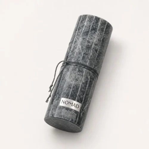 French Avenue Nomad — label_closeup